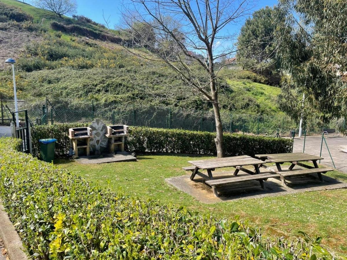 Piscina Comunitaria Y Parking En Mogro Appartement Buitenkant foto