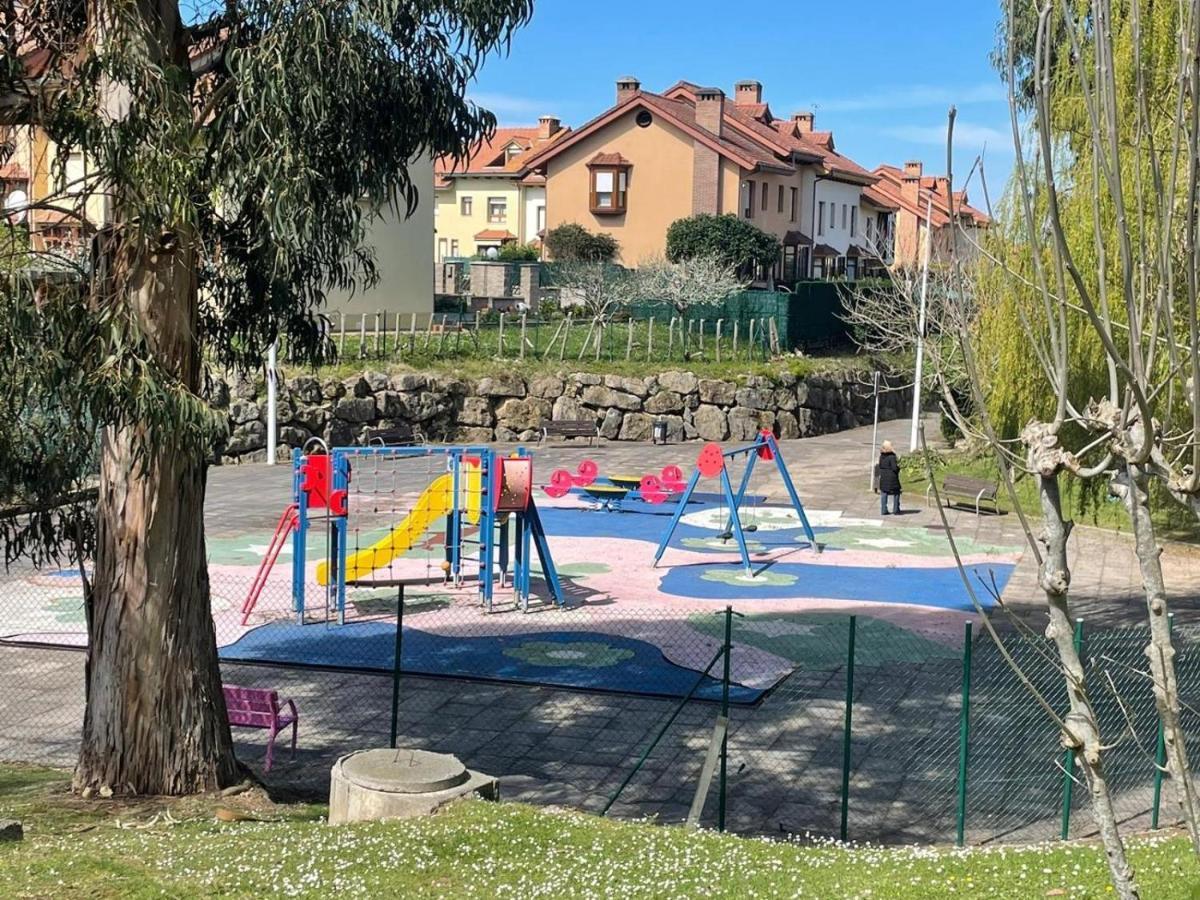 Piscina Comunitaria Y Parking En Mogro Appartement Buitenkant foto